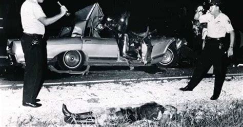 Jayne Mansfields Car Accident: Crash Photos, Details, And More。